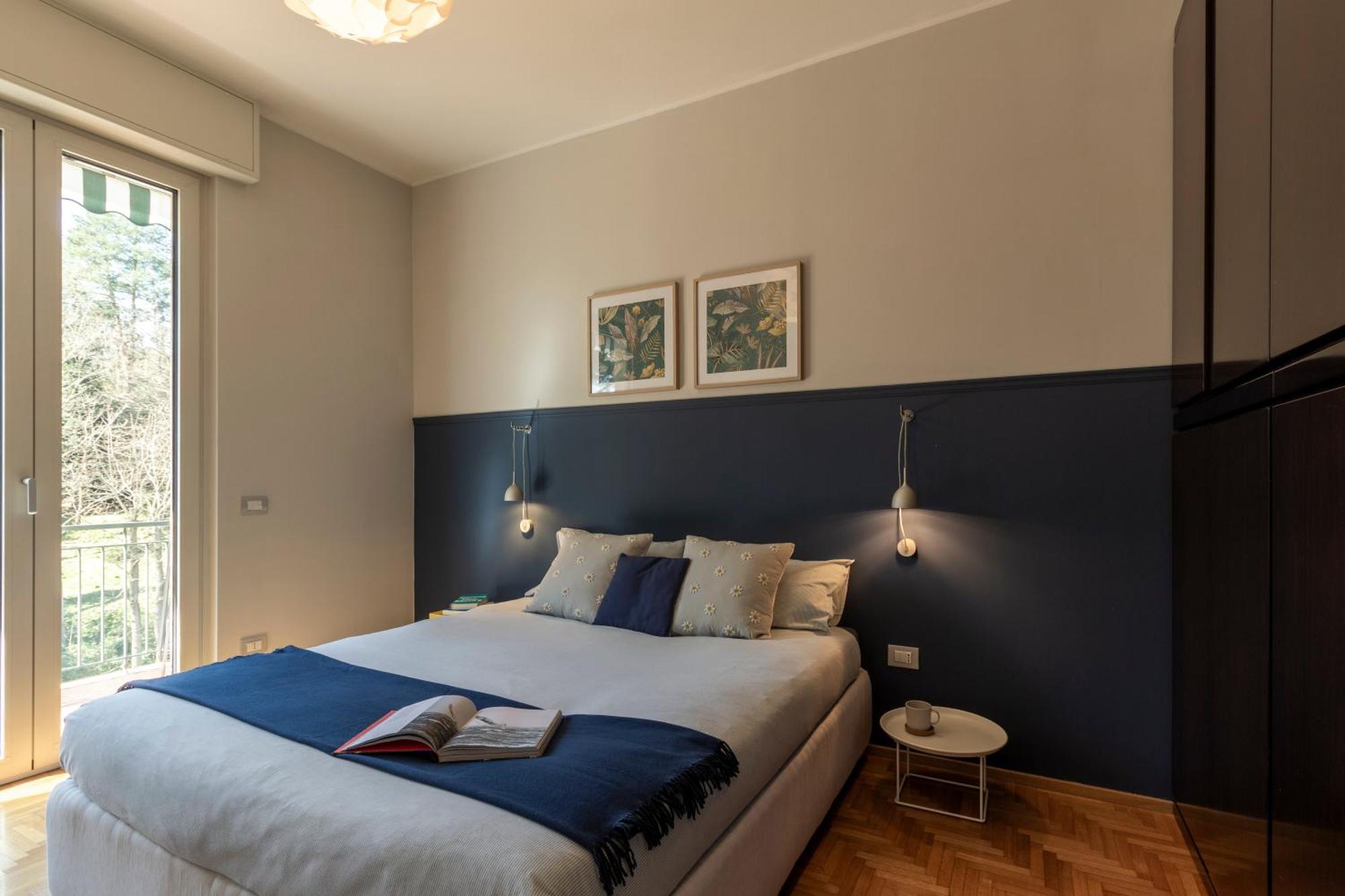 Cosy In The Park Apartment โกโม ภายนอก รูปภาพ